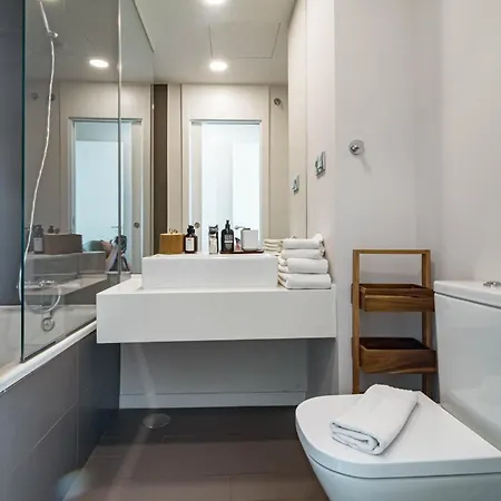 Apartment Lm362b - 2 Bedroom Penthouse With Large Sundeck