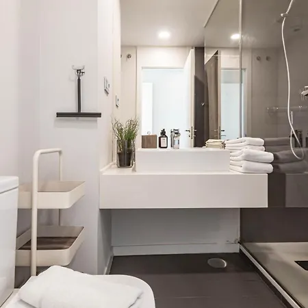 Lm362b - 2 Bedroom Penthouse With Large Sundeck